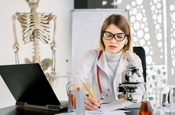 What to look for when buying CBD - best 4 tips 1 Young Woman in Chemistry CBD